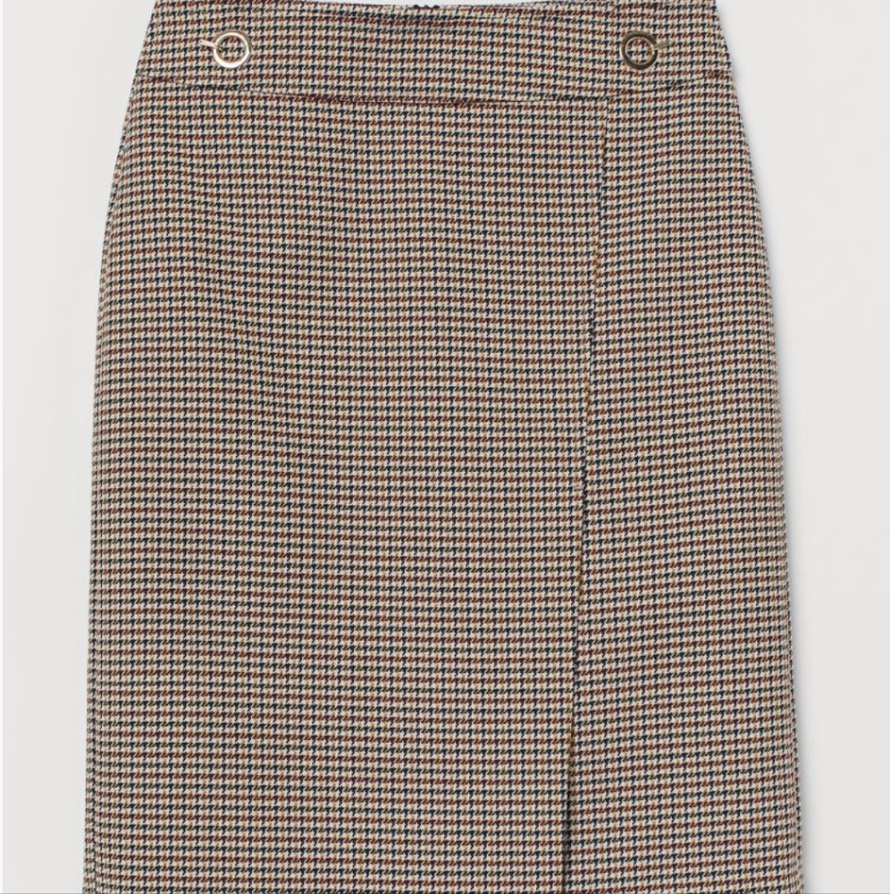 H&M houndstooth pattern skirt